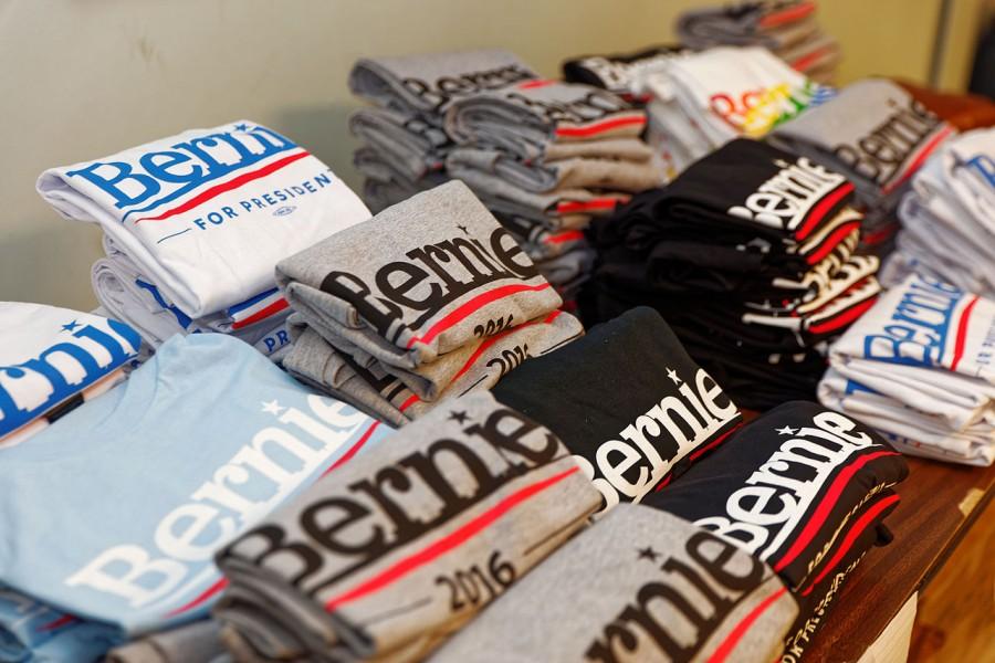 Bernie Sanders t-shirts line a table in Derry, NH. Photo: Wikimedia Commons