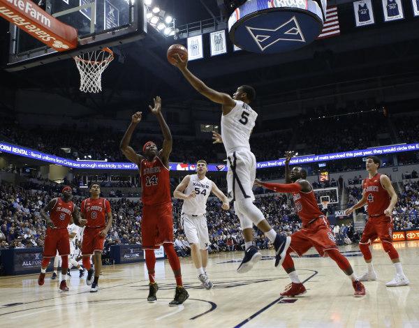 Trevon Bluiett had 15 points and 12 rebounds to lead Xavier over St. Johns (Photo: Frank Victores-USA TODAY Sports)