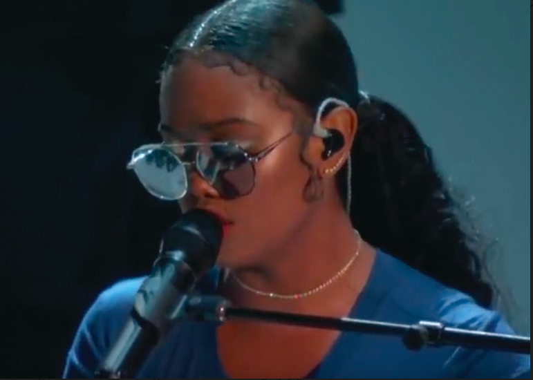 H.E.R. performs her new single, “Sometimes,” live at the 62nd Grammy Awards.
