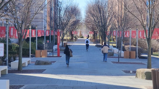 The Residence Village path on the St. John’s University Queens campus.
Torch Photo / Brady Snyder